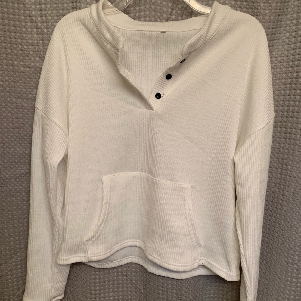 White long sleeve sweater